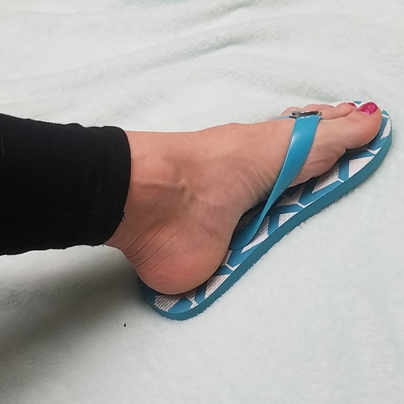 Michael Kors Blue & White Flip Flops - Picture 5 of 5